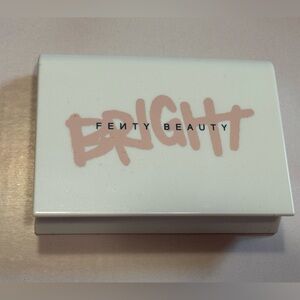 Fenty bright fix instant brightening blur powder